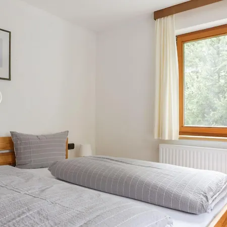 Aktiv-ferienwohnungen Pienz-bobnar مزرعة للإقامة *