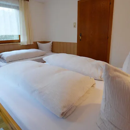 Aktiv-ferienwohnungen Pienz-bobnar בית חווה